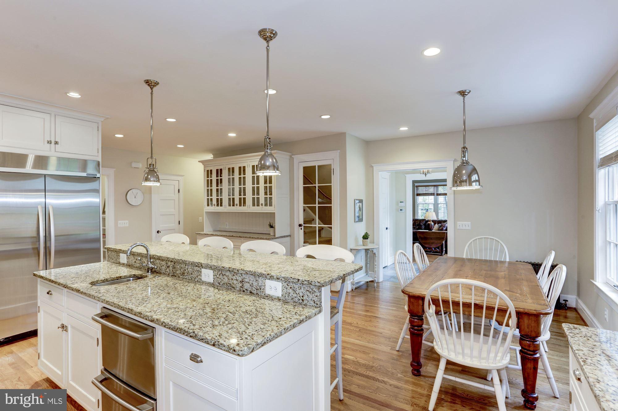 CHEVY CHASE VILLAGE - Residential