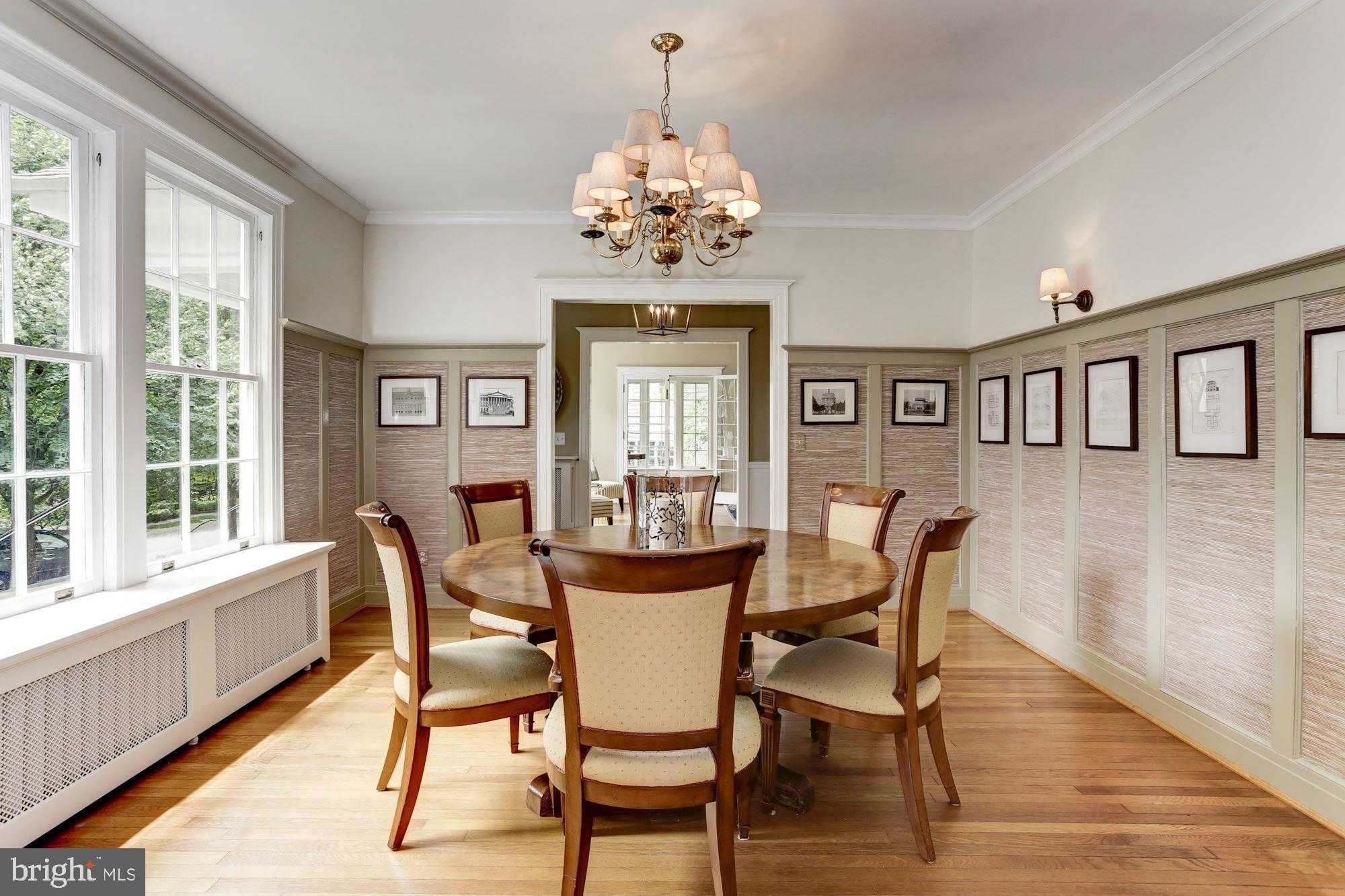 CHEVY CHASE VILLAGE - Residential