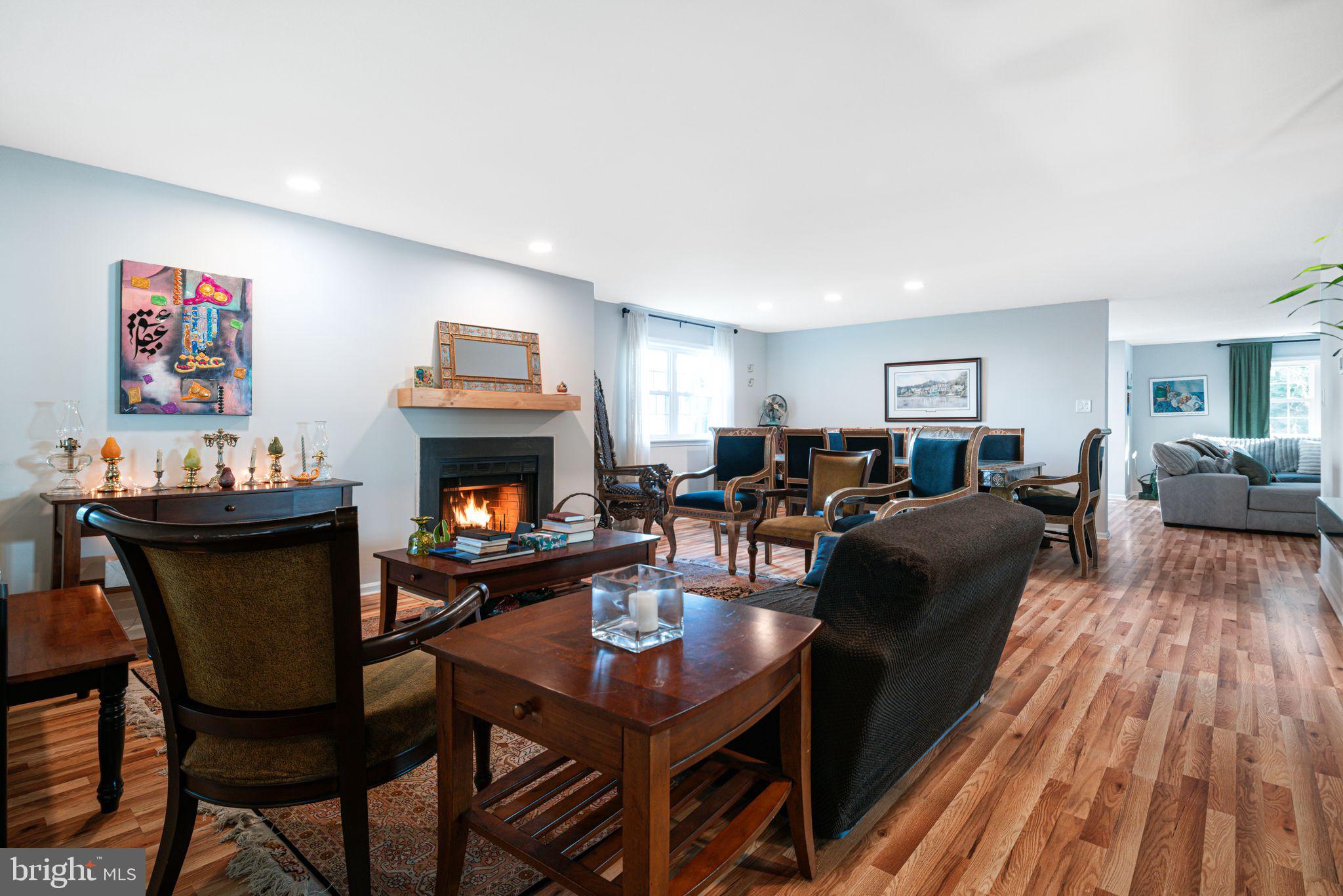 MAPLE GLEN - Residential