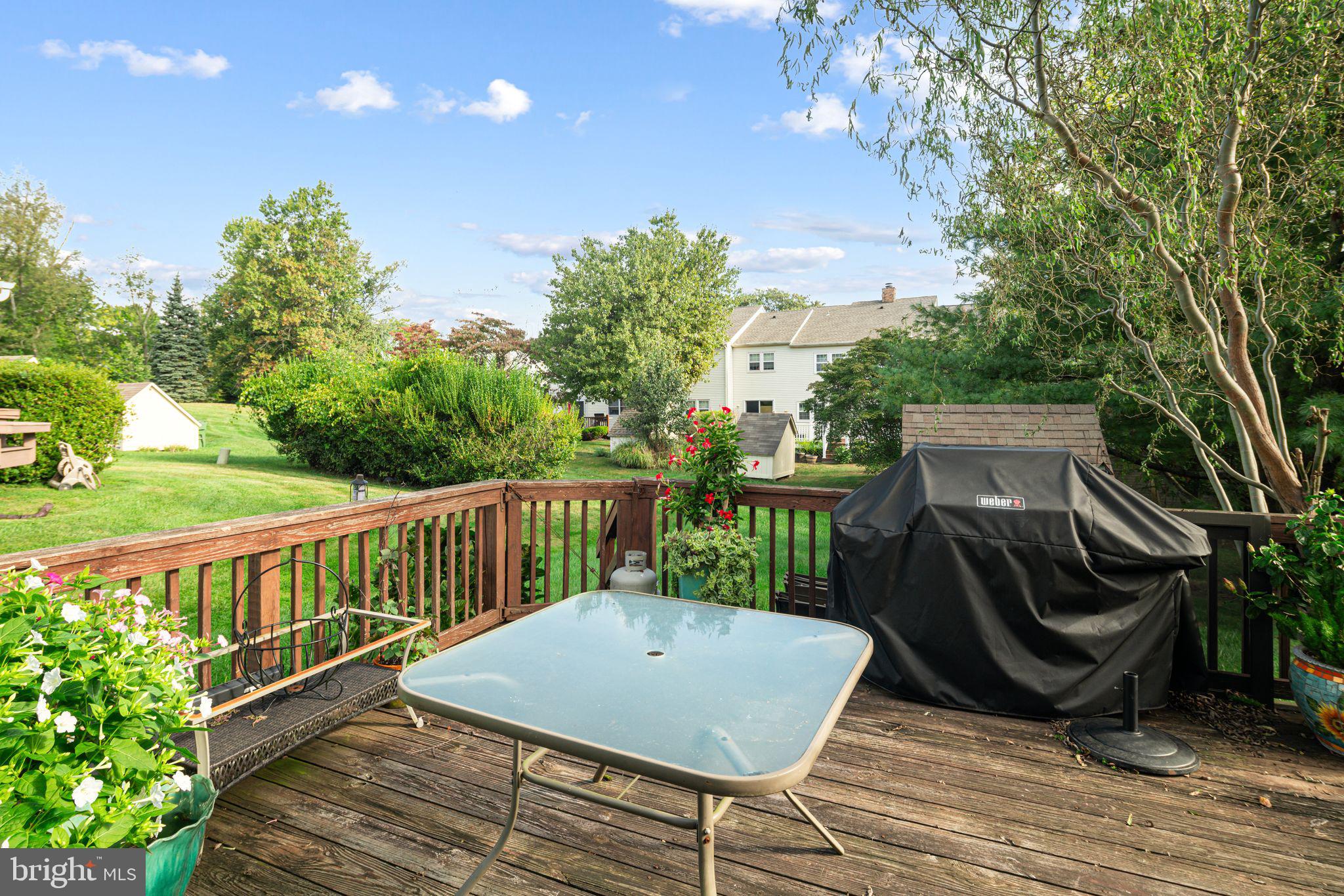 MAPLE GLEN - Residential