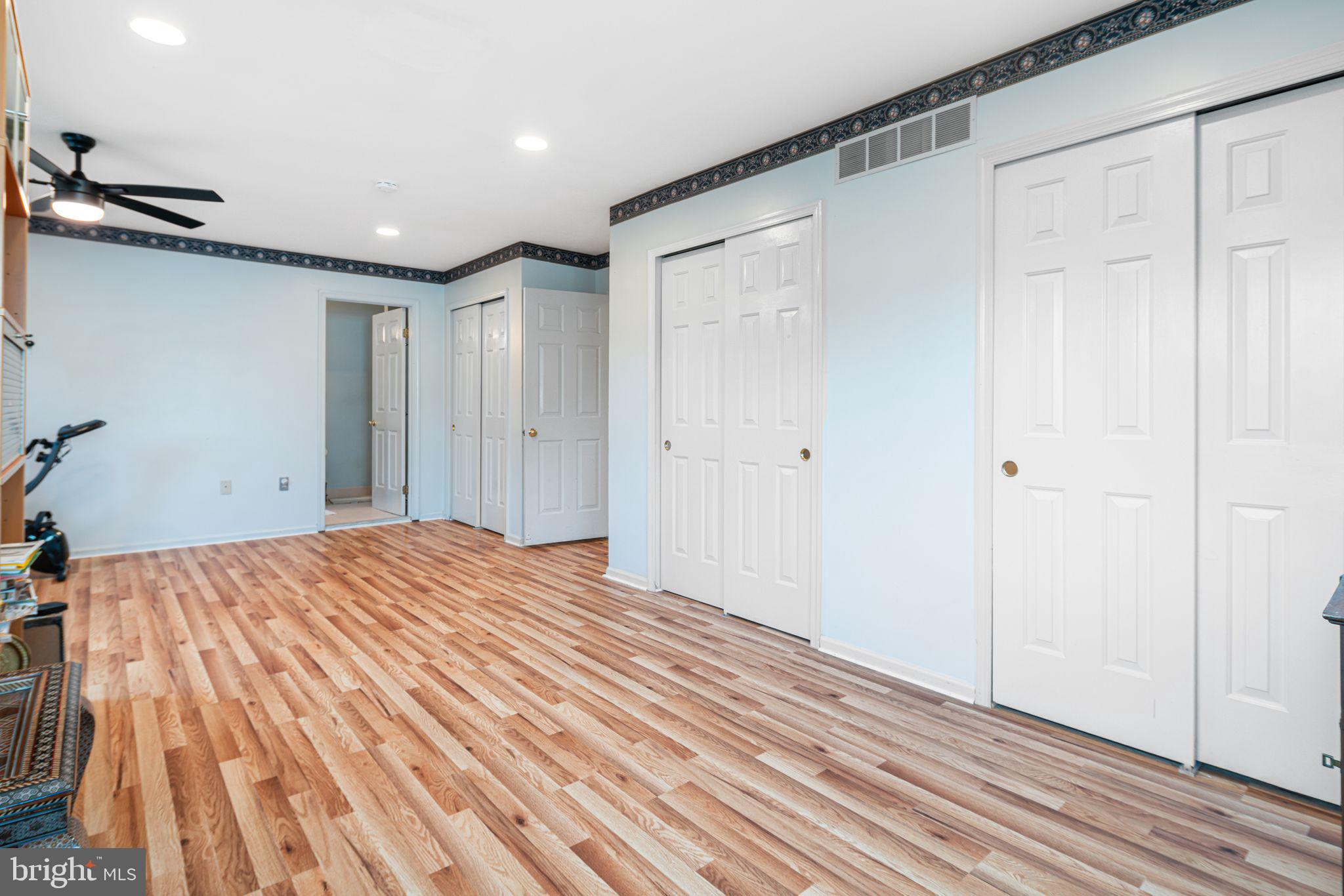 MAPLE GLEN - Residential