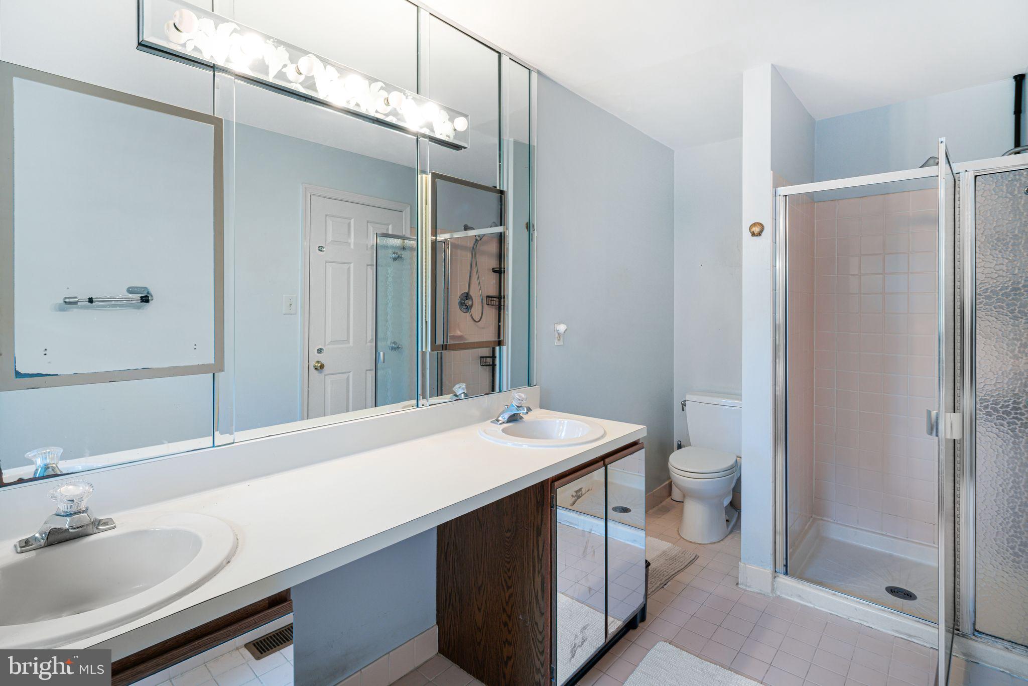 MAPLE GLEN - Residential