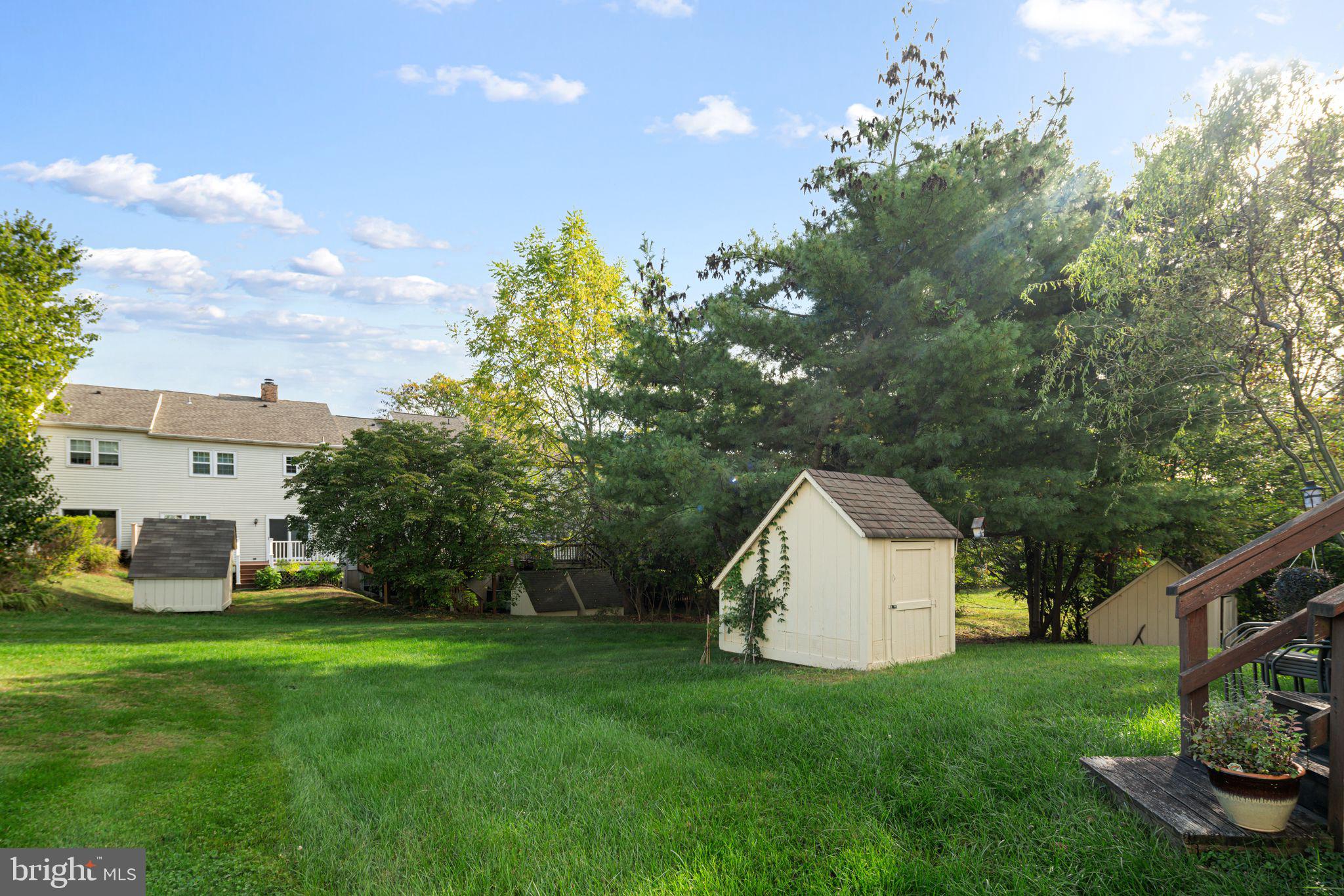 MAPLE GLEN - Residential