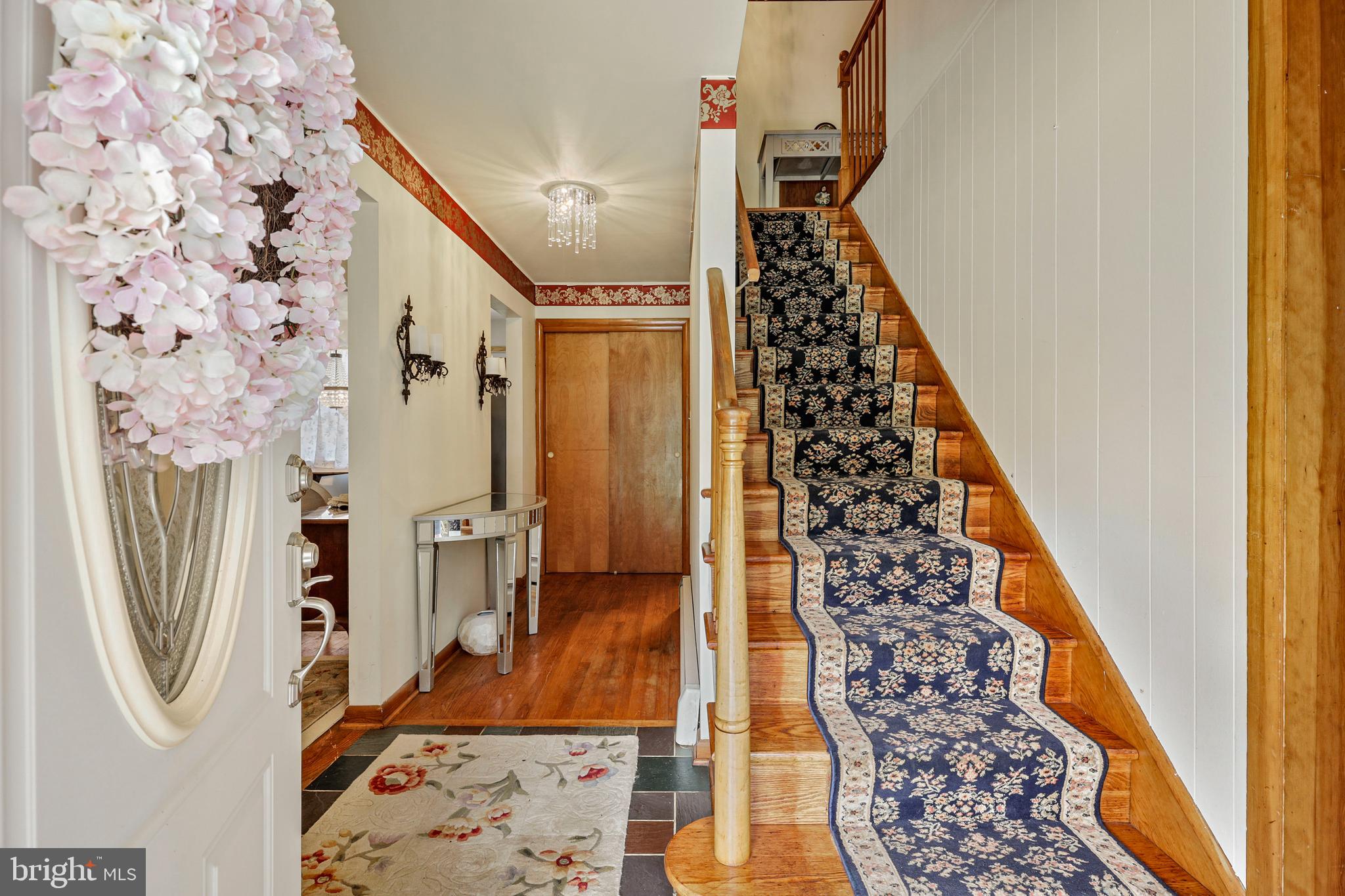 LAUREL BROOK - Residential