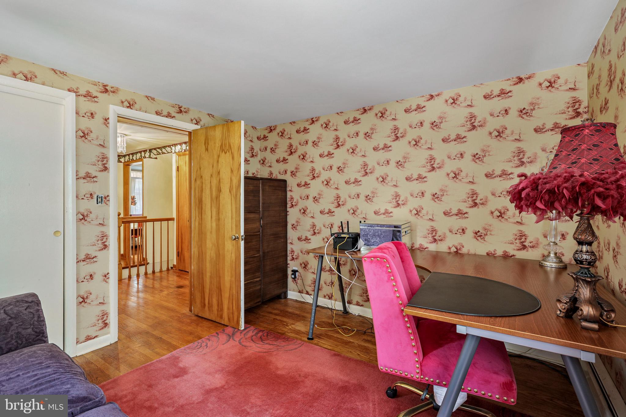 LAUREL BROOK - Residential