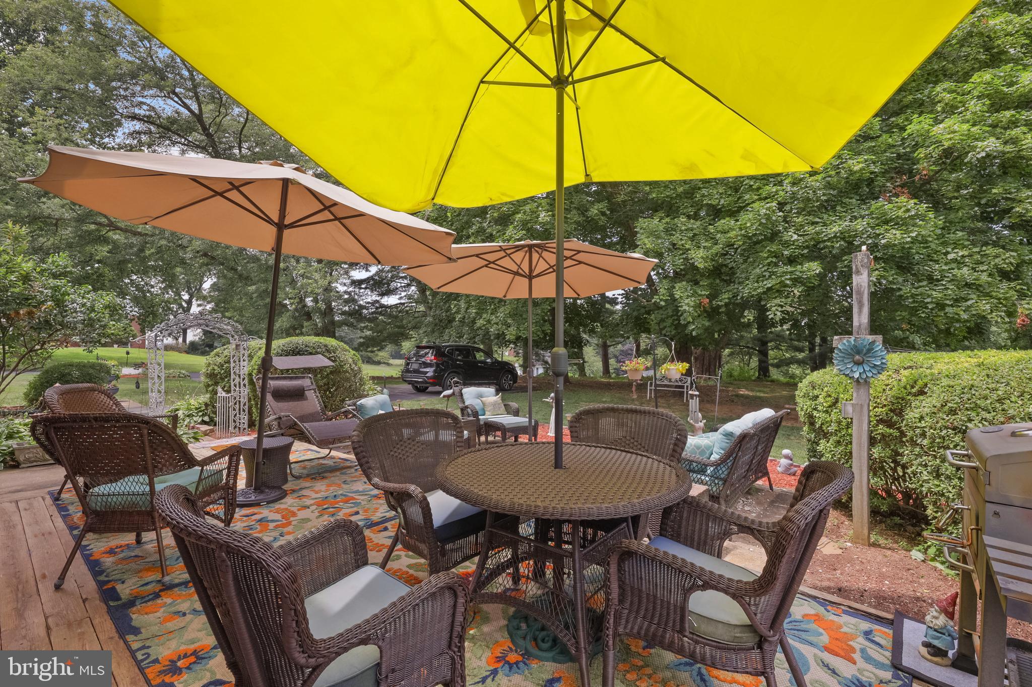 LAUREL BROOK - Residential