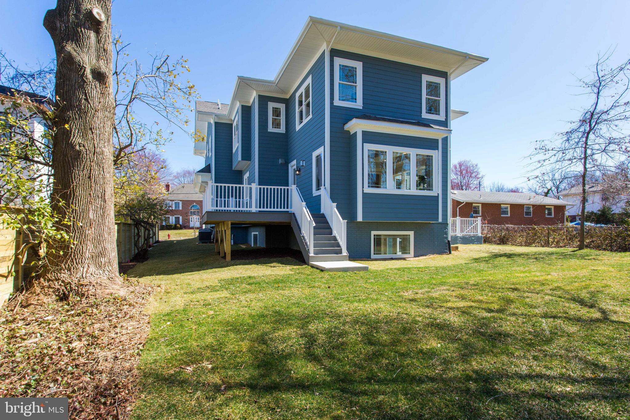 VIENNA WOODS - Residential