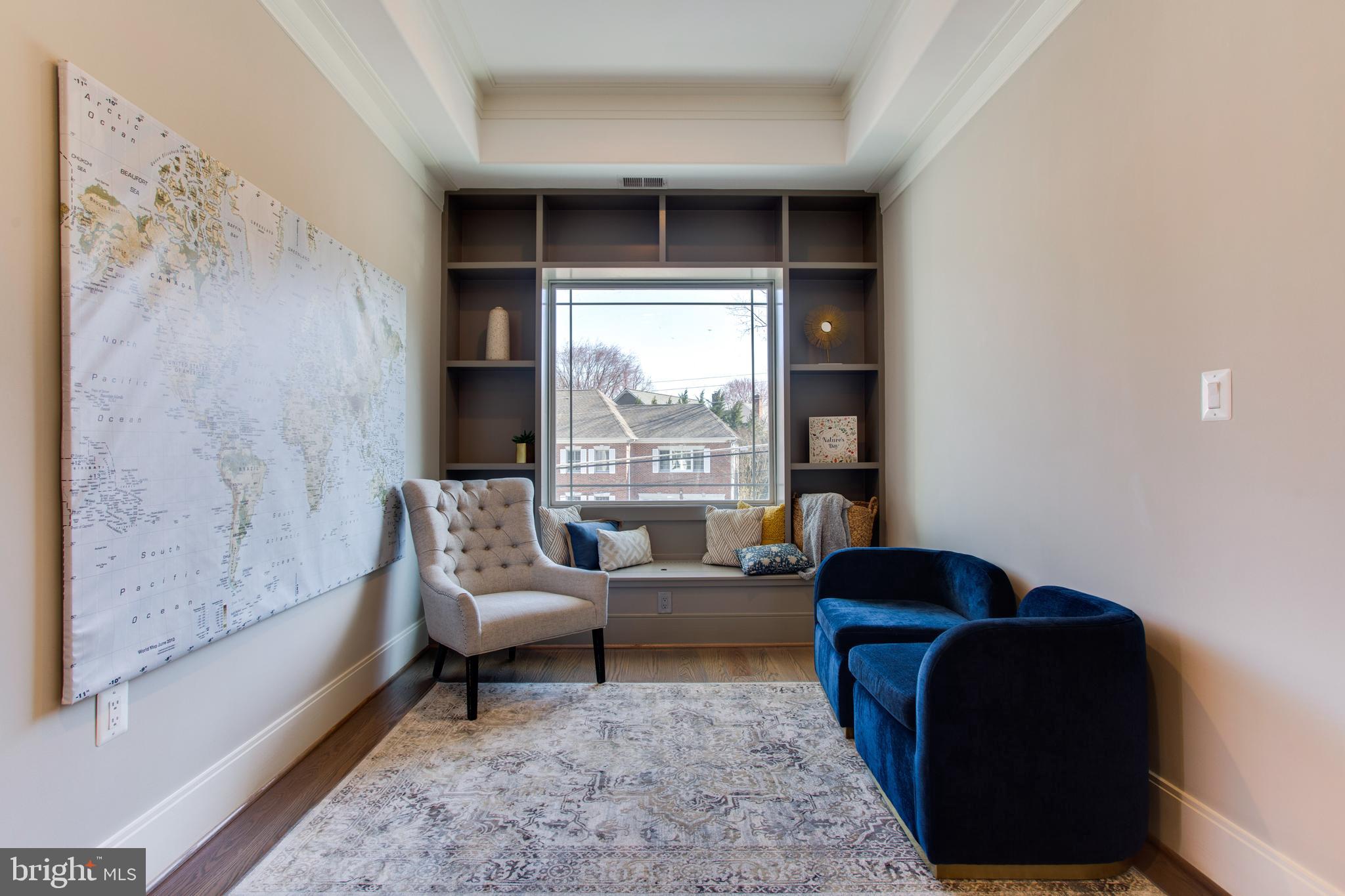 VIENNA WOODS - Residential