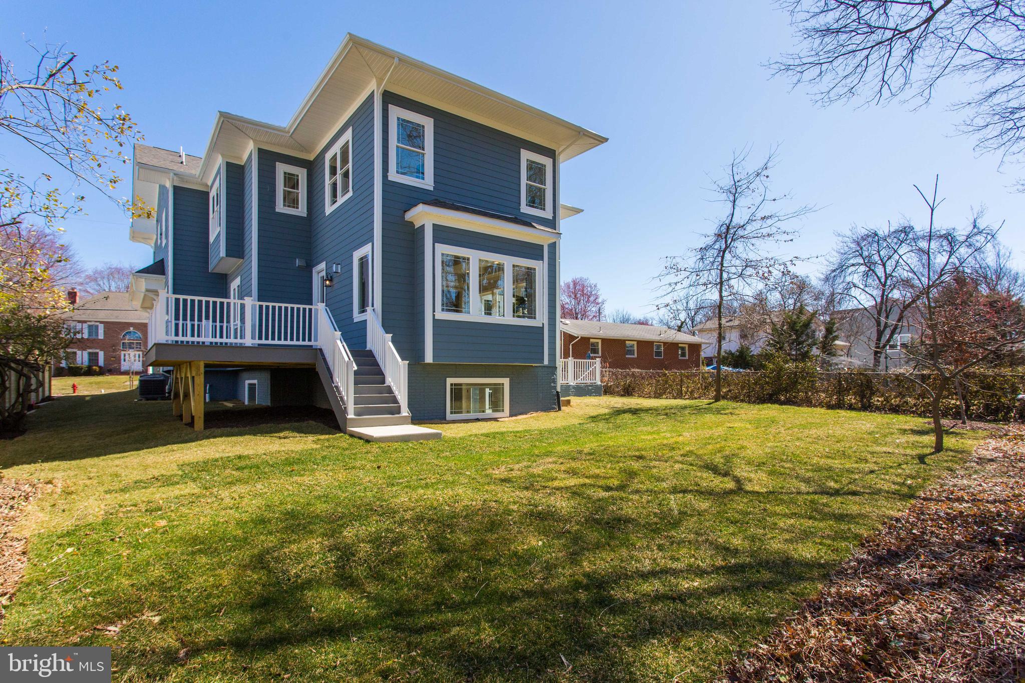 VIENNA WOODS - Residential