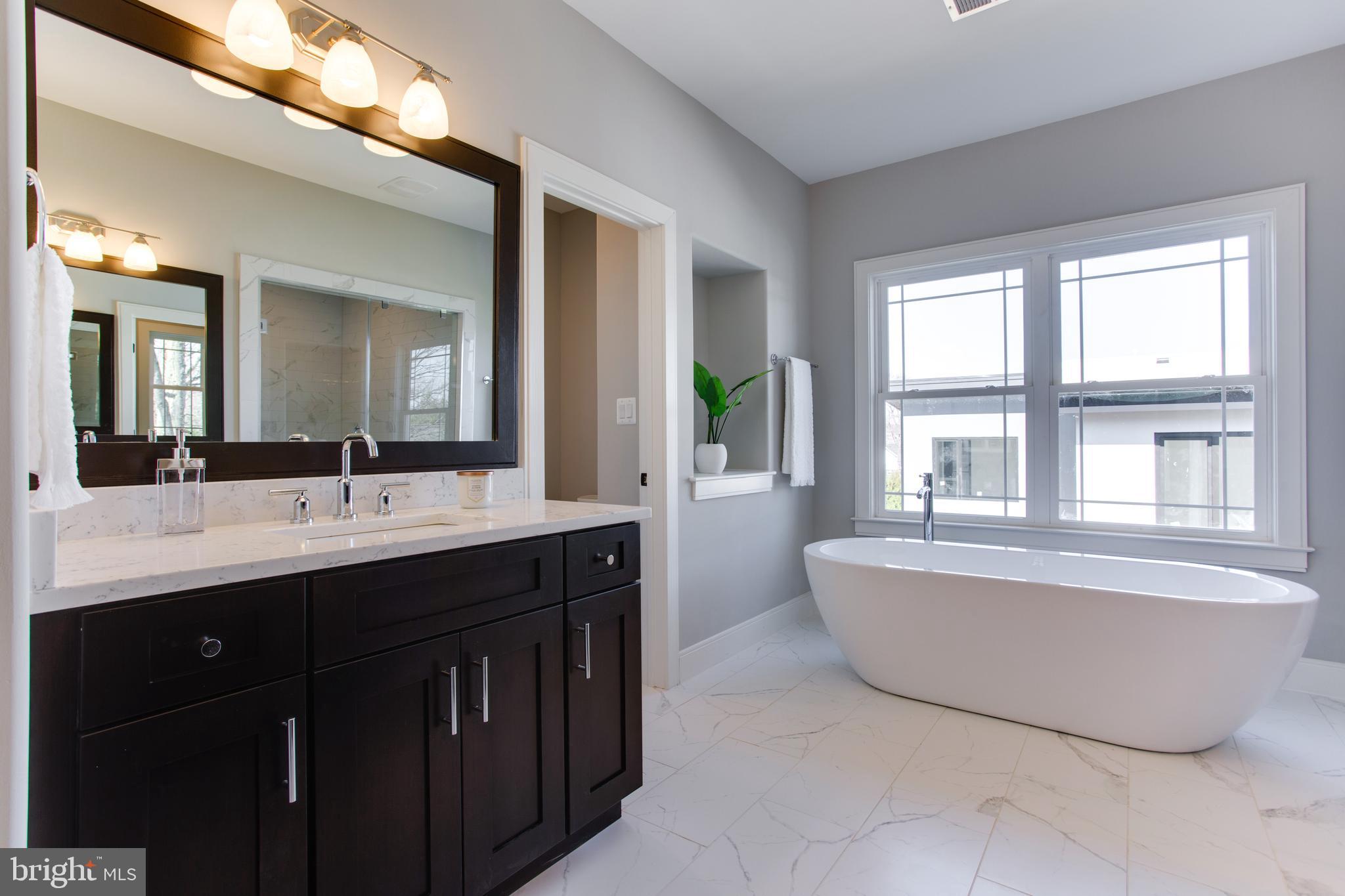 VIENNA WOODS - Residential