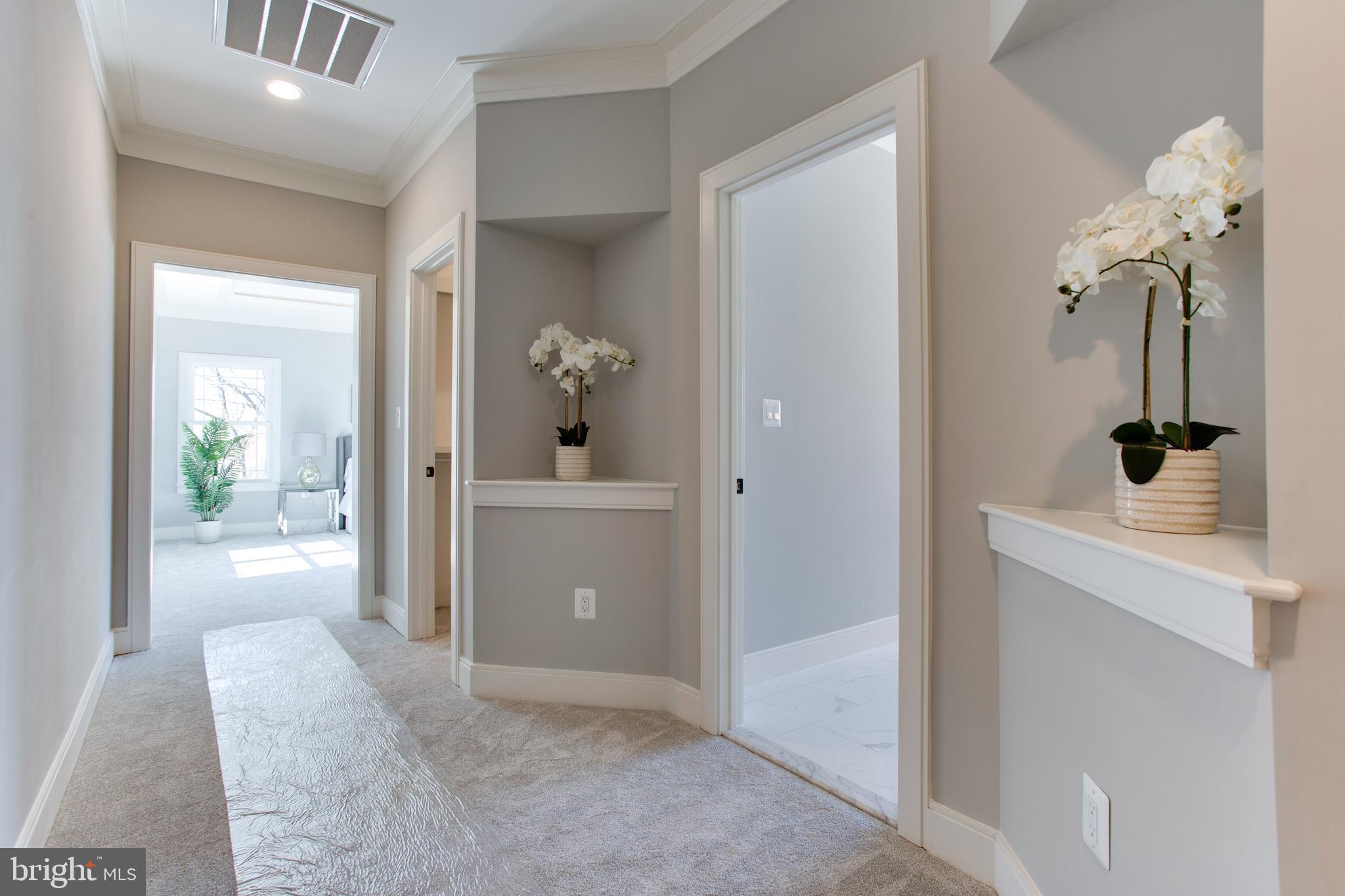 VIENNA WOODS - Residential