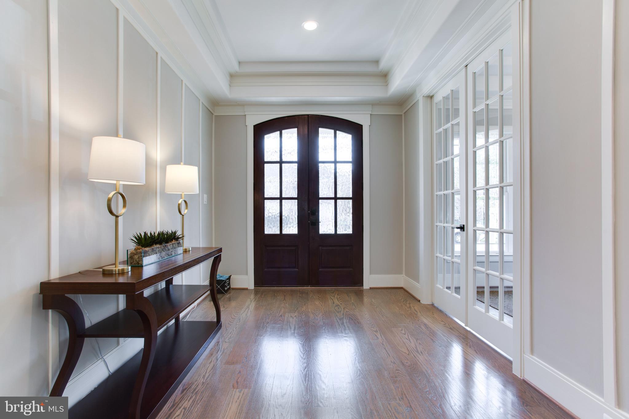 VIENNA WOODS - Residential