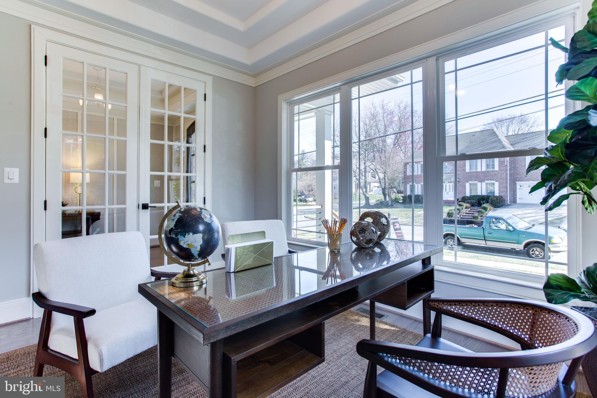 VIENNA WOODS - Residential