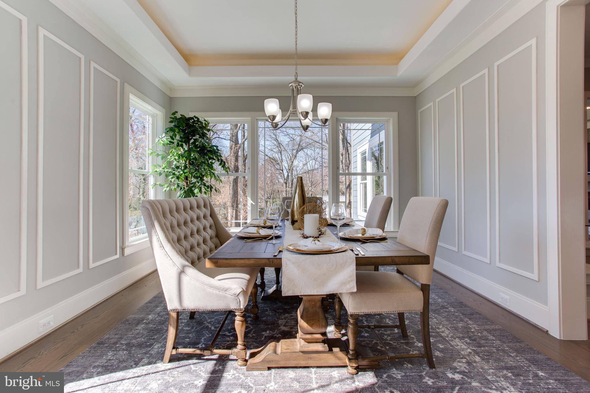 VIENNA WOODS - Residential