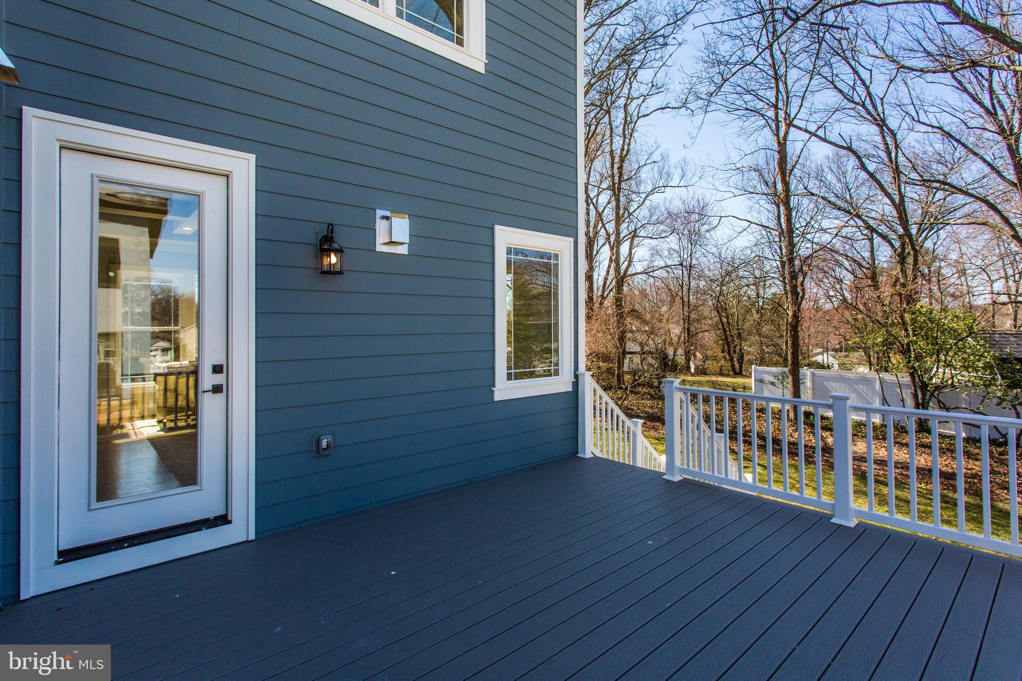 VIENNA WOODS - Residential