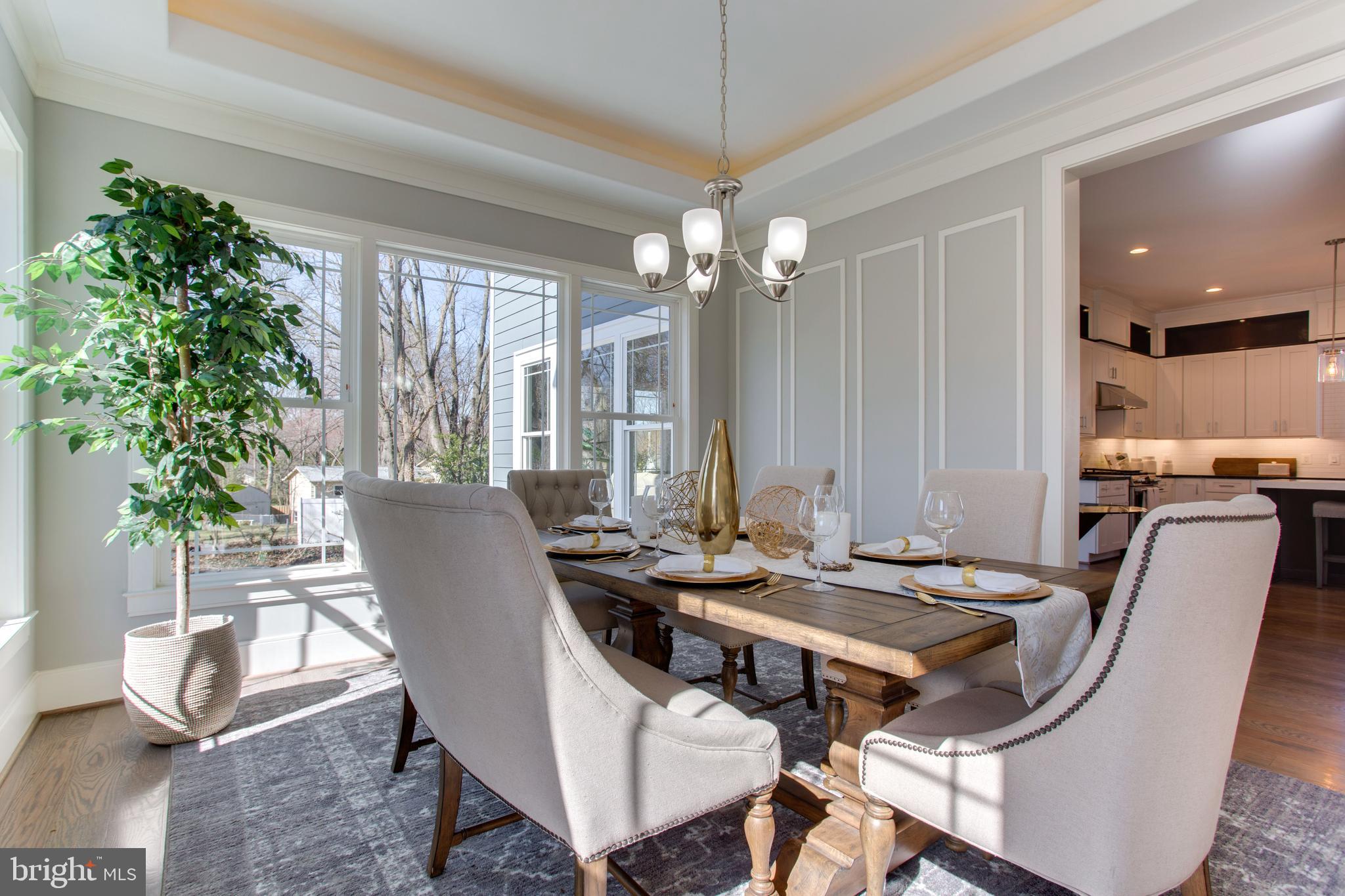 VIENNA WOODS - Residential