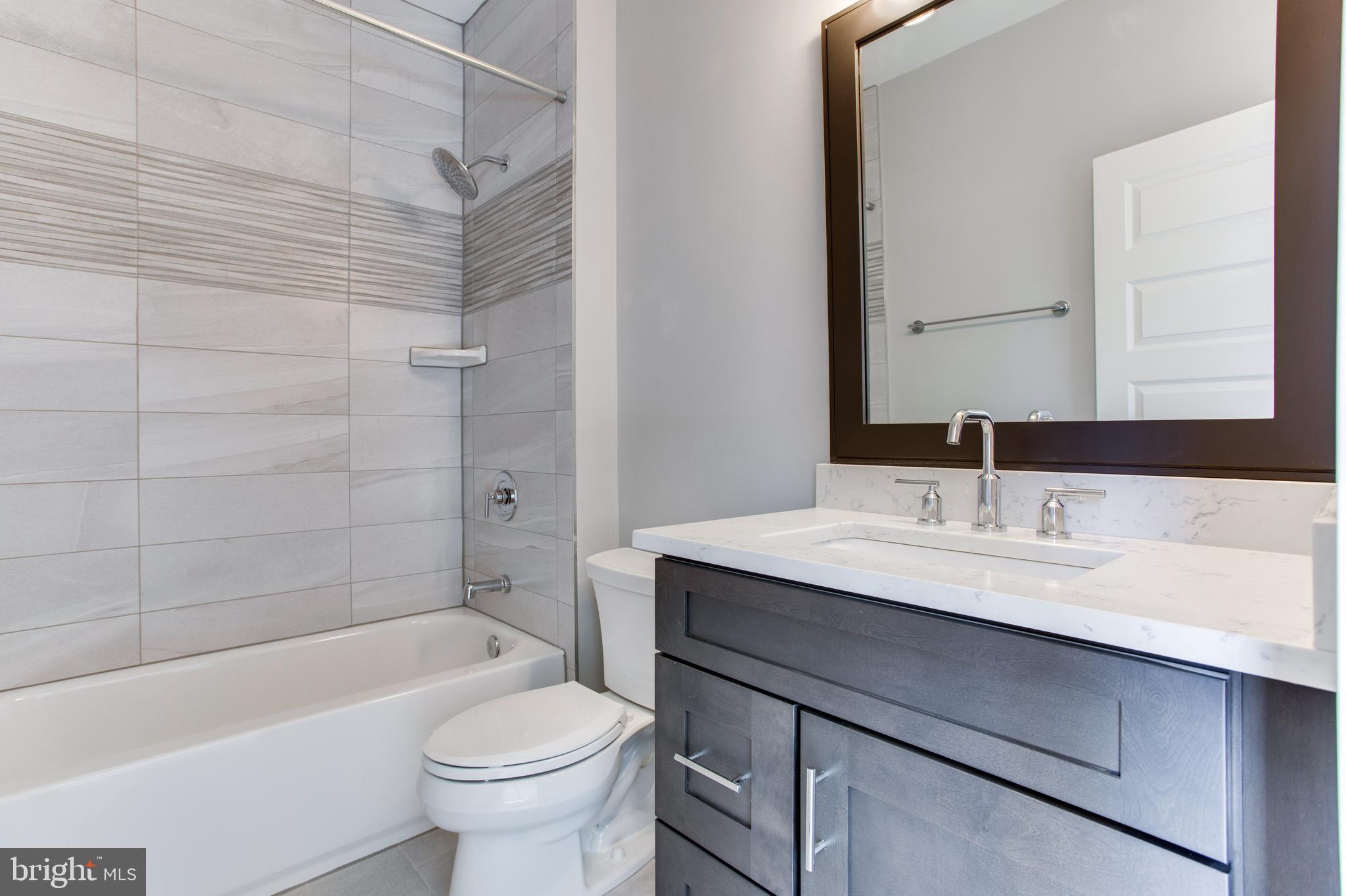 VIENNA WOODS - Residential