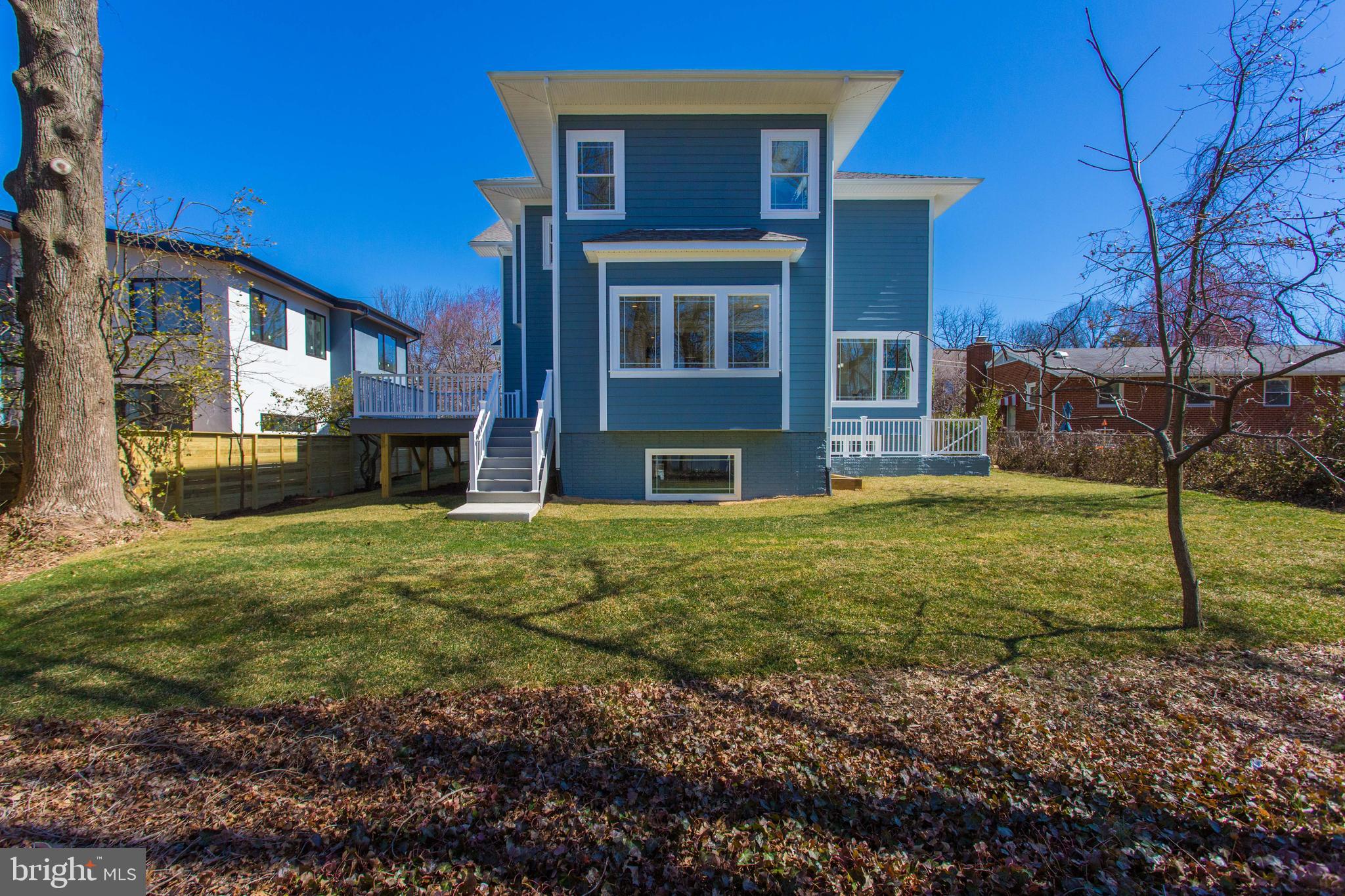 VIENNA WOODS - Residential