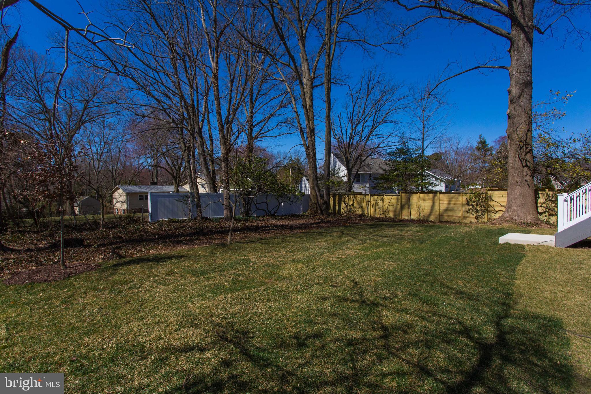 VIENNA WOODS - Residential