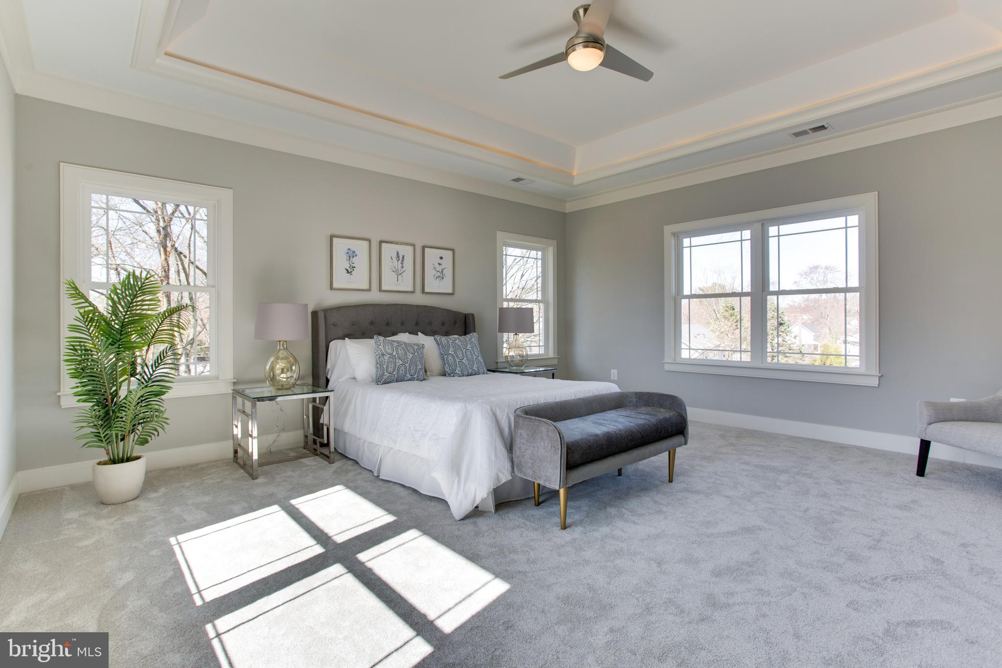 VIENNA WOODS - Residential