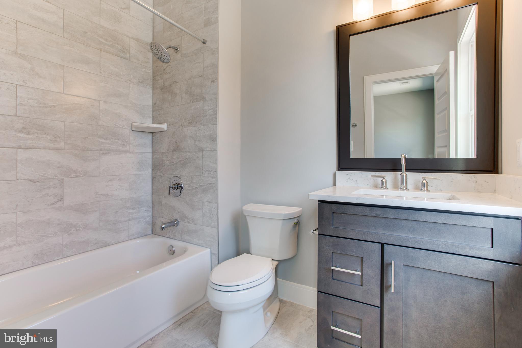 VIENNA WOODS - Residential