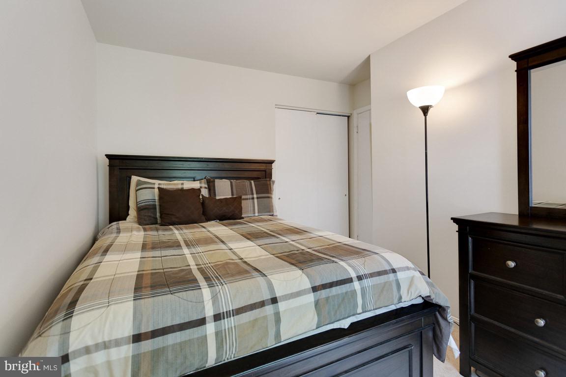 FORESTVILLE PARK - Residential