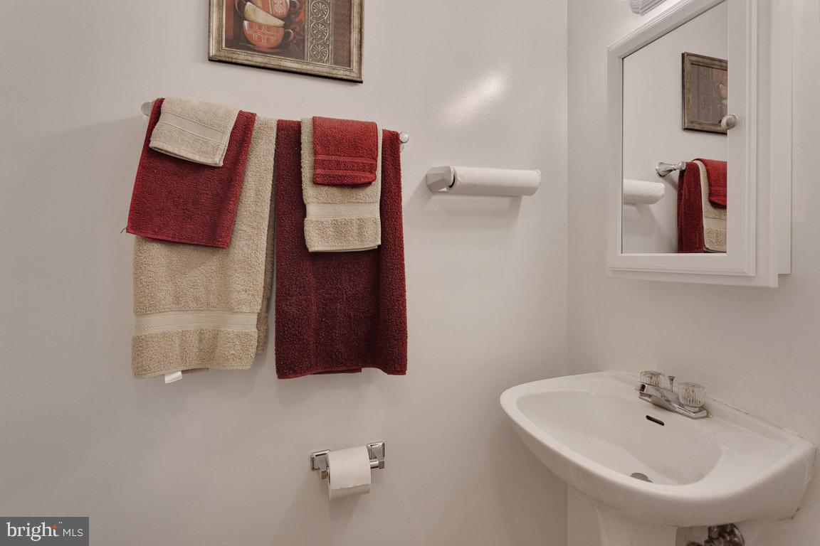 FORESTVILLE PARK - Residential