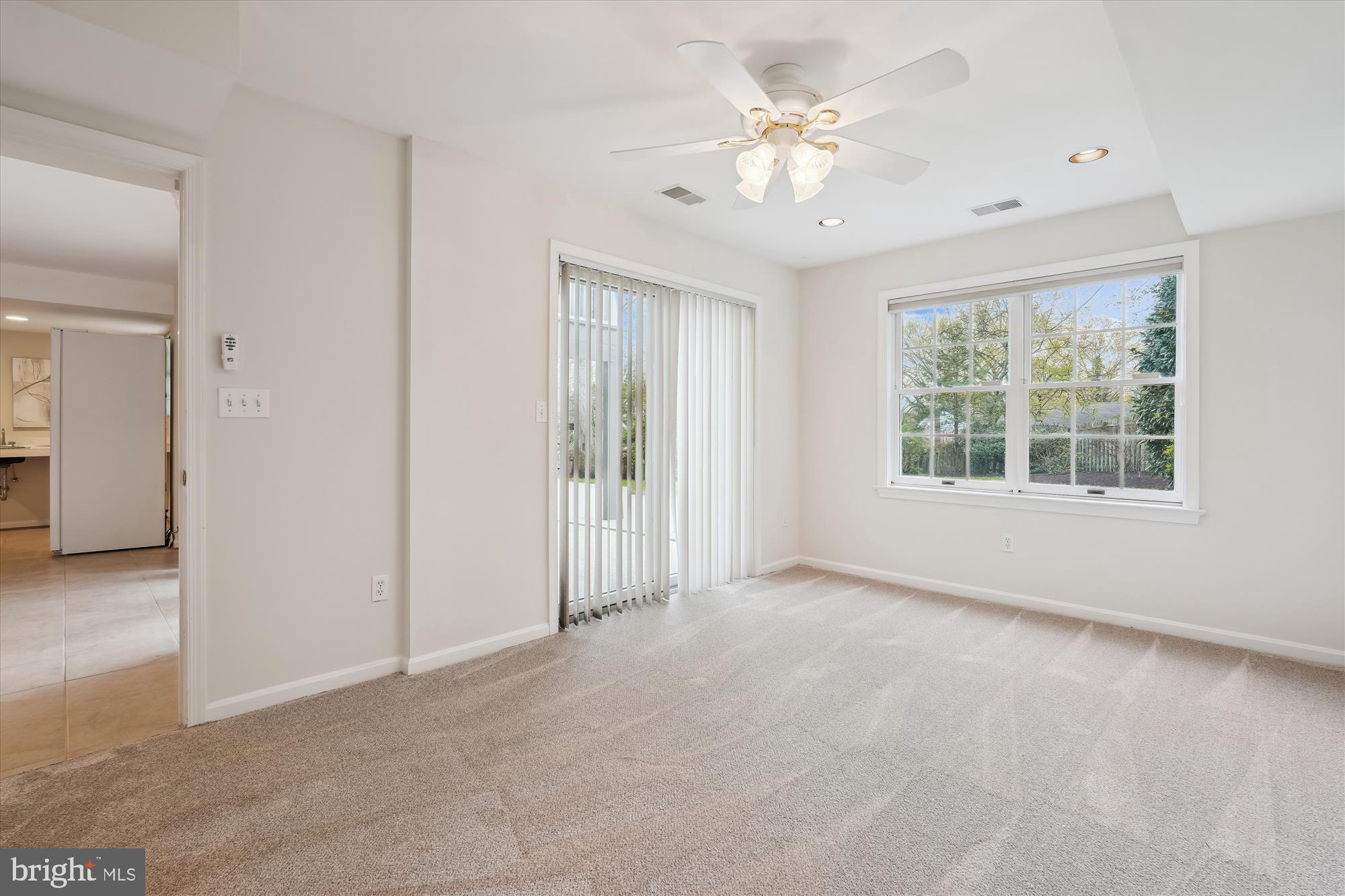 ALTA VISTA - Residential