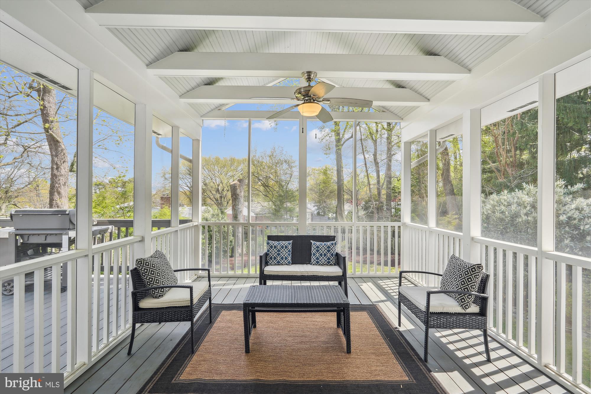 ALTA VISTA - Residential