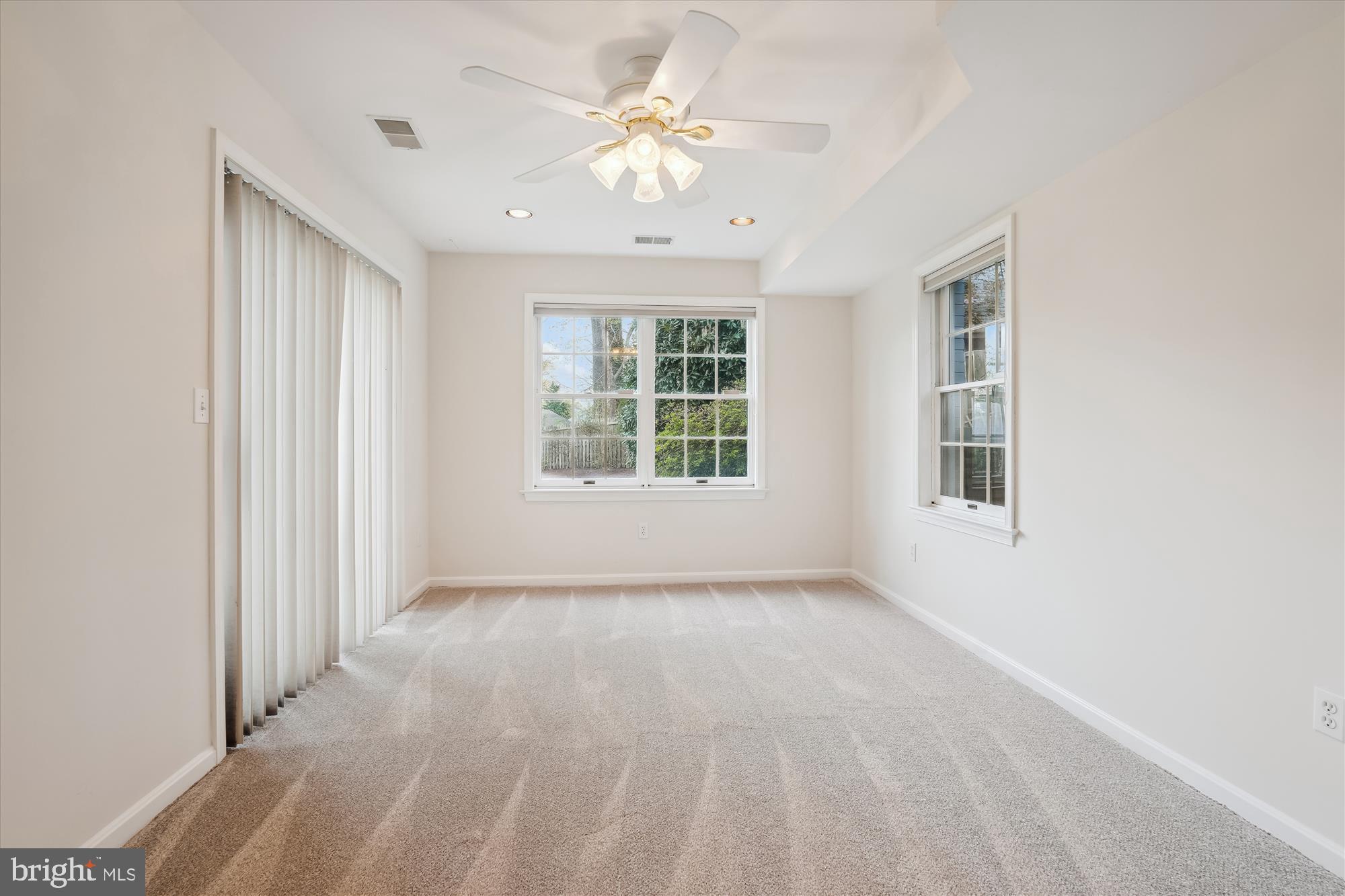 ALTA VISTA - Residential