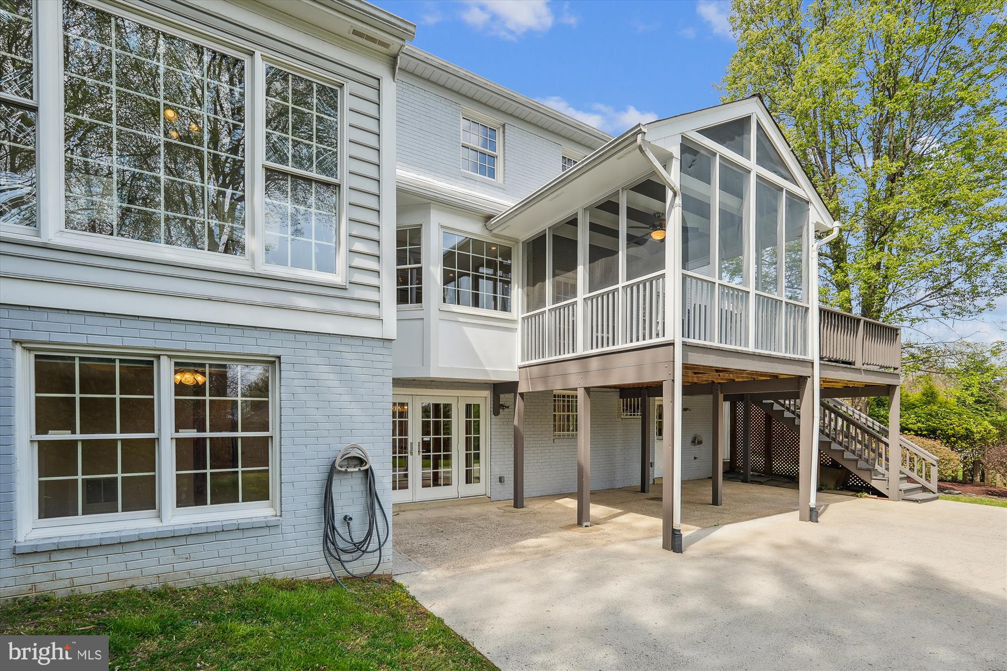 ALTA VISTA - Residential