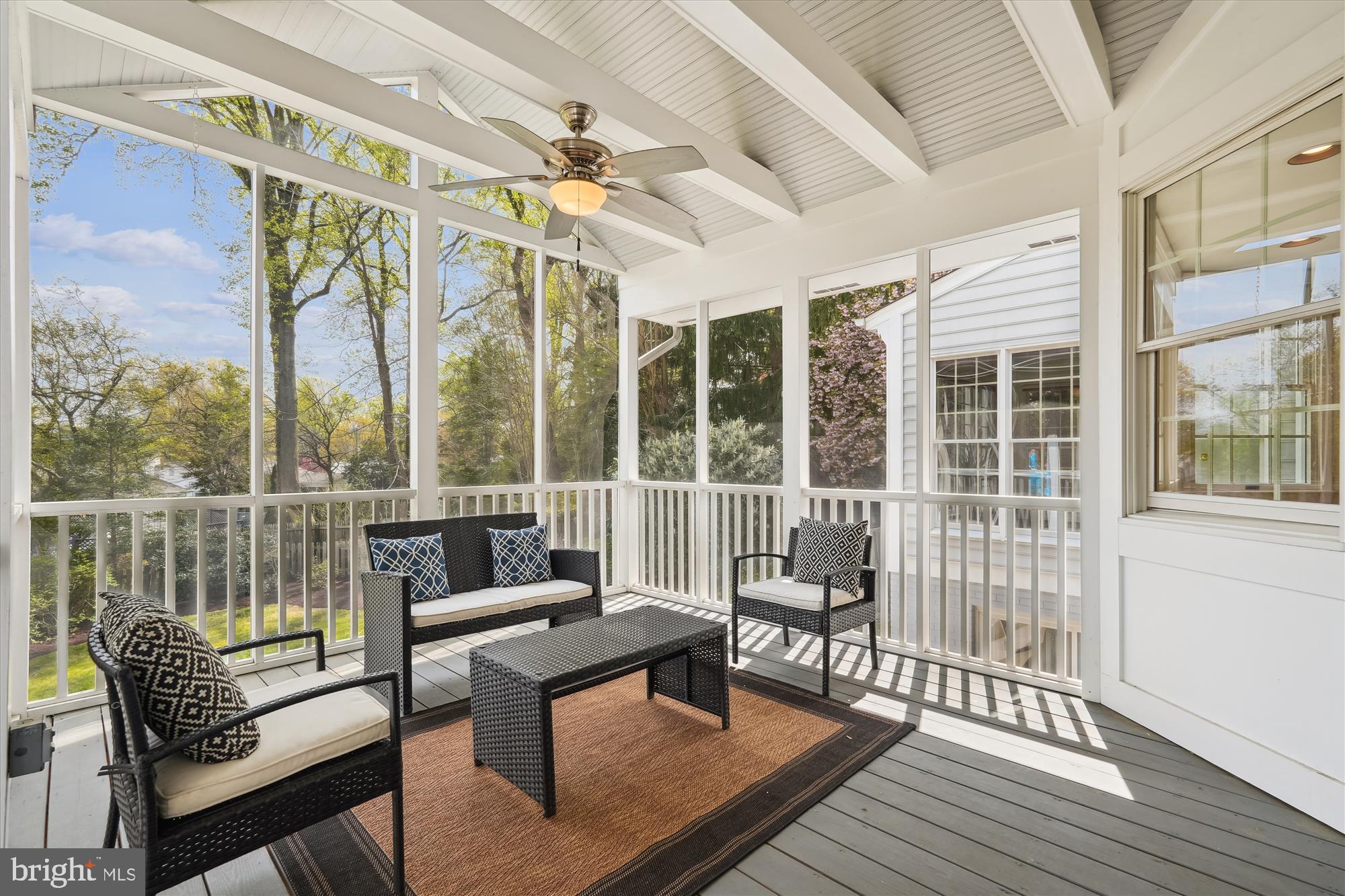 ALTA VISTA - Residential