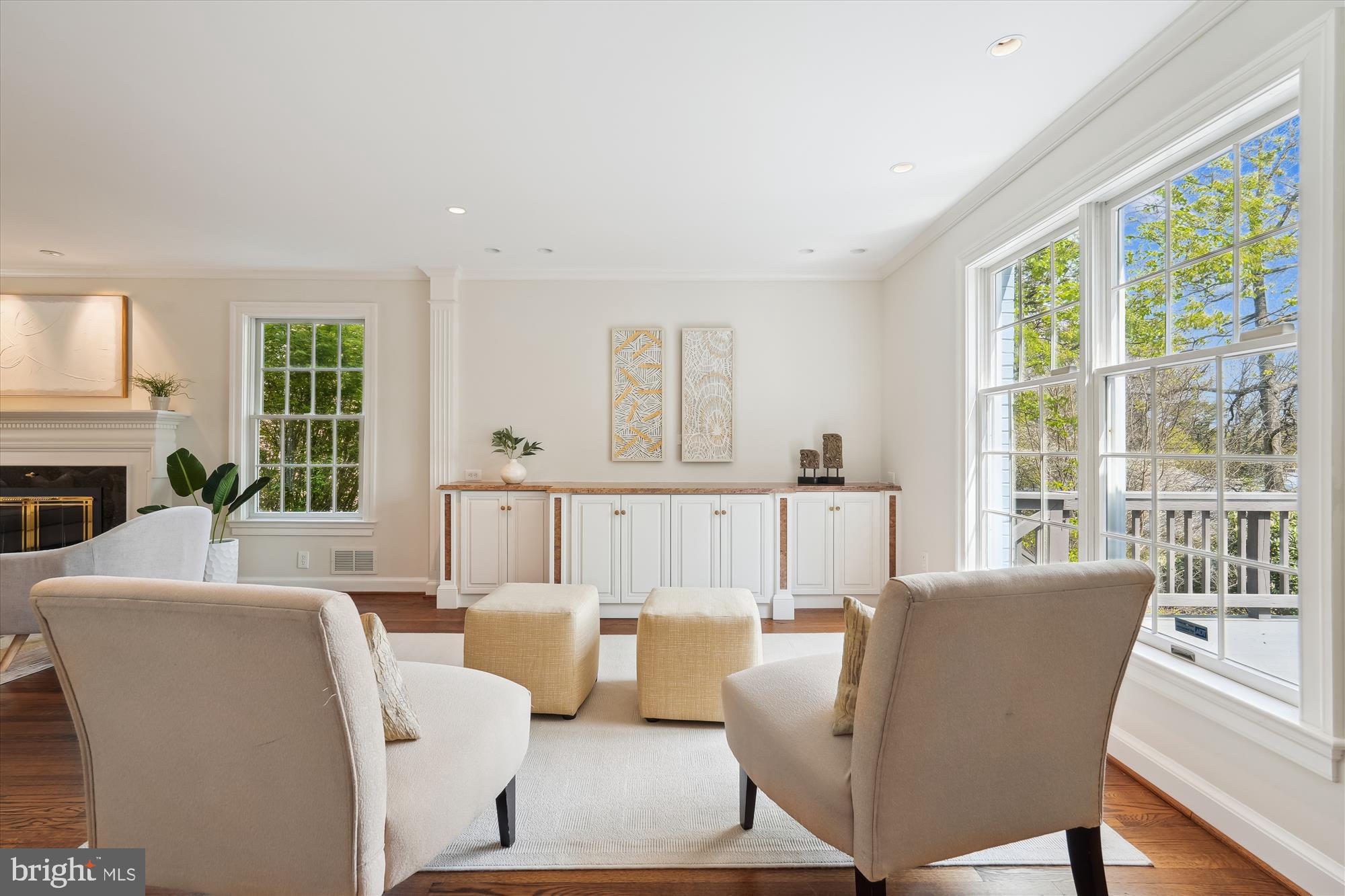 ALTA VISTA - Residential