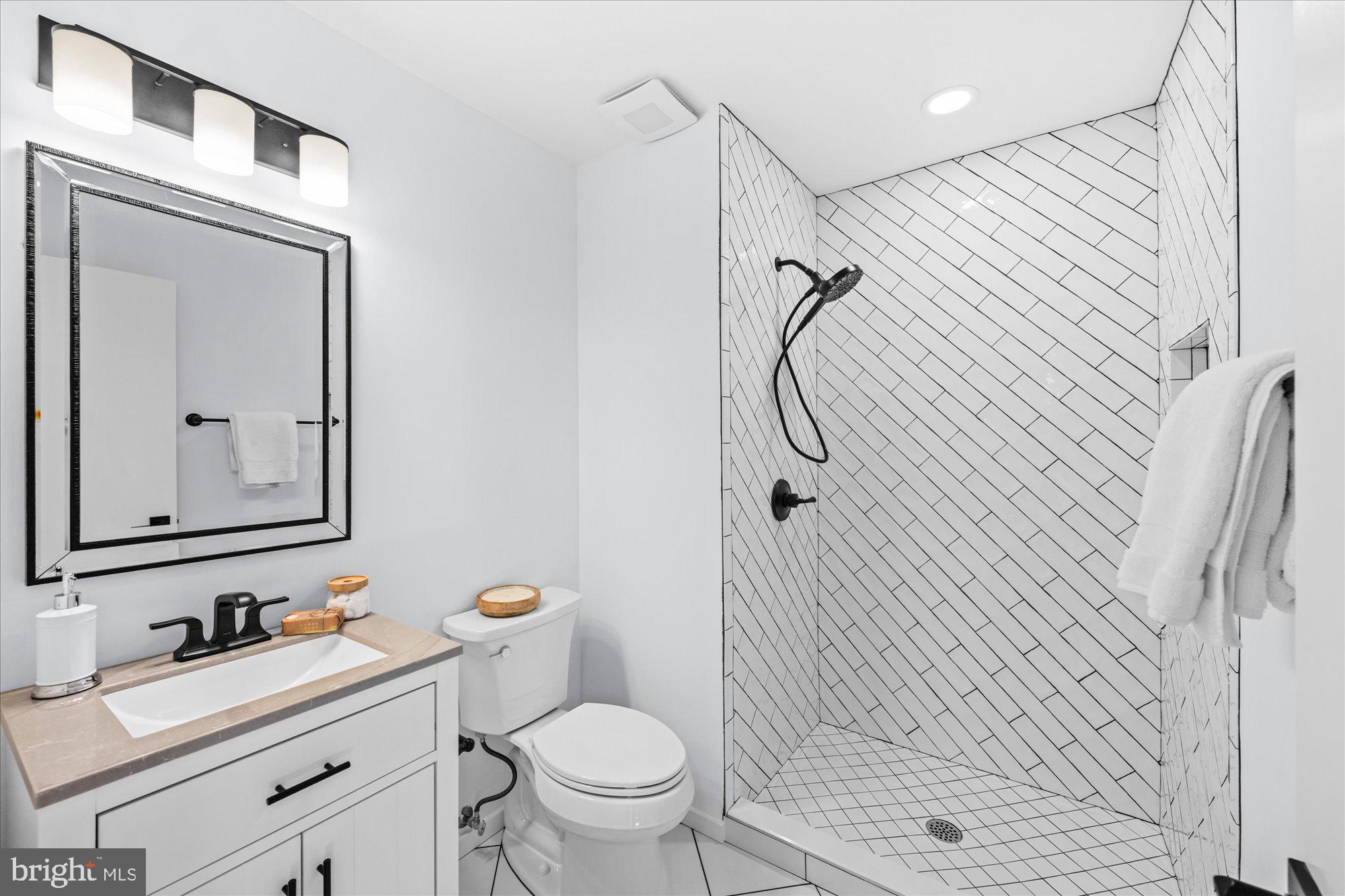 RESTON - Residential