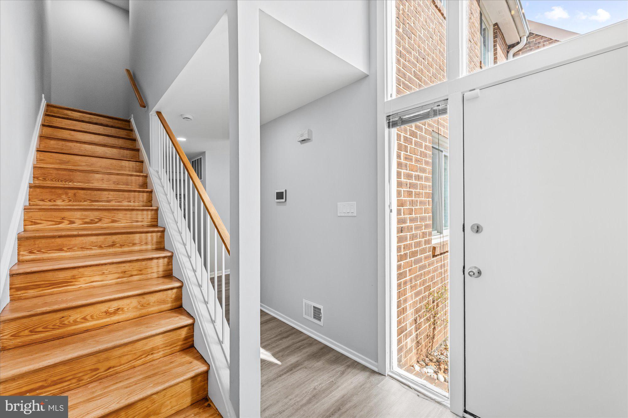 1431 GREENMONT COURT