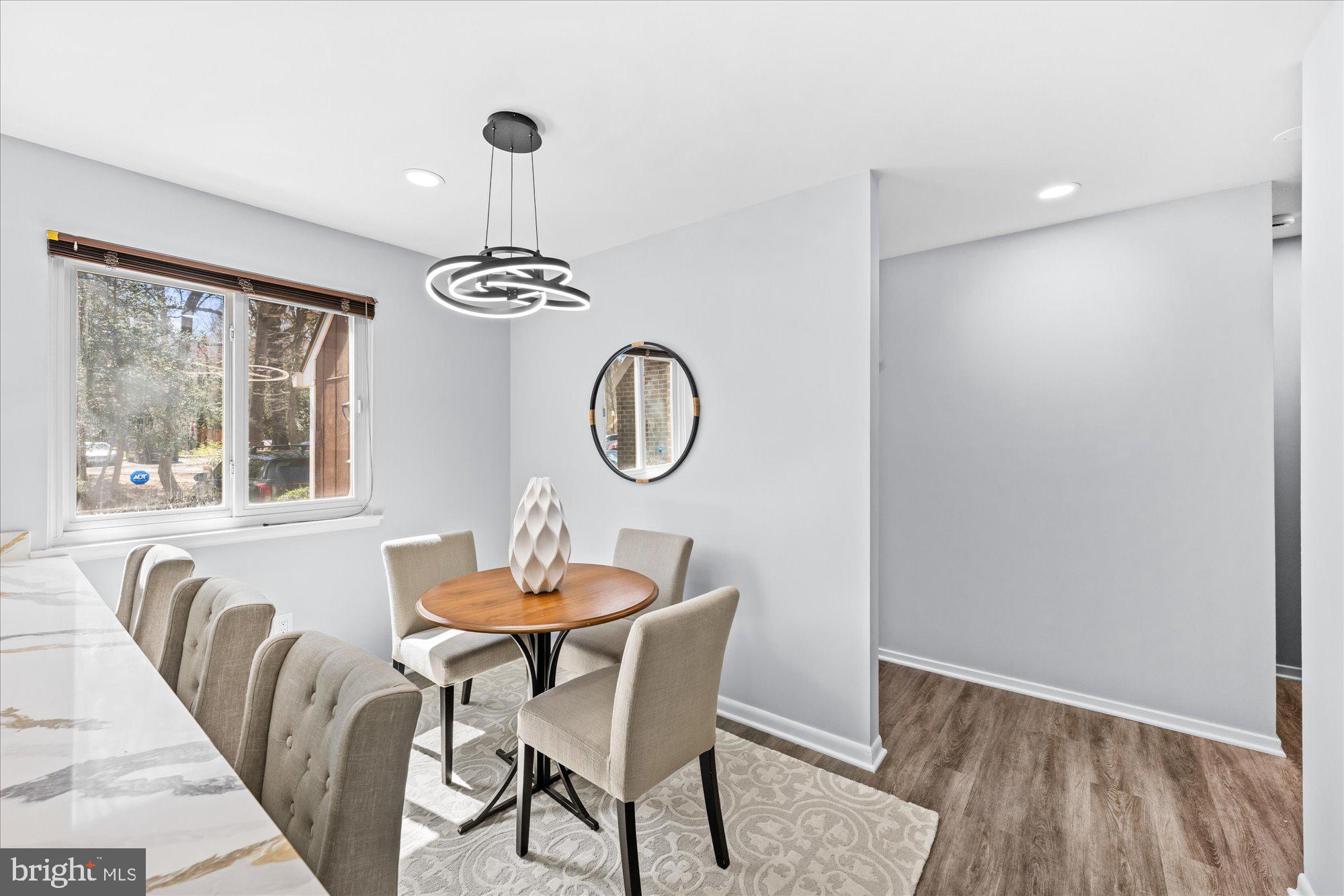 RESTON - Residential