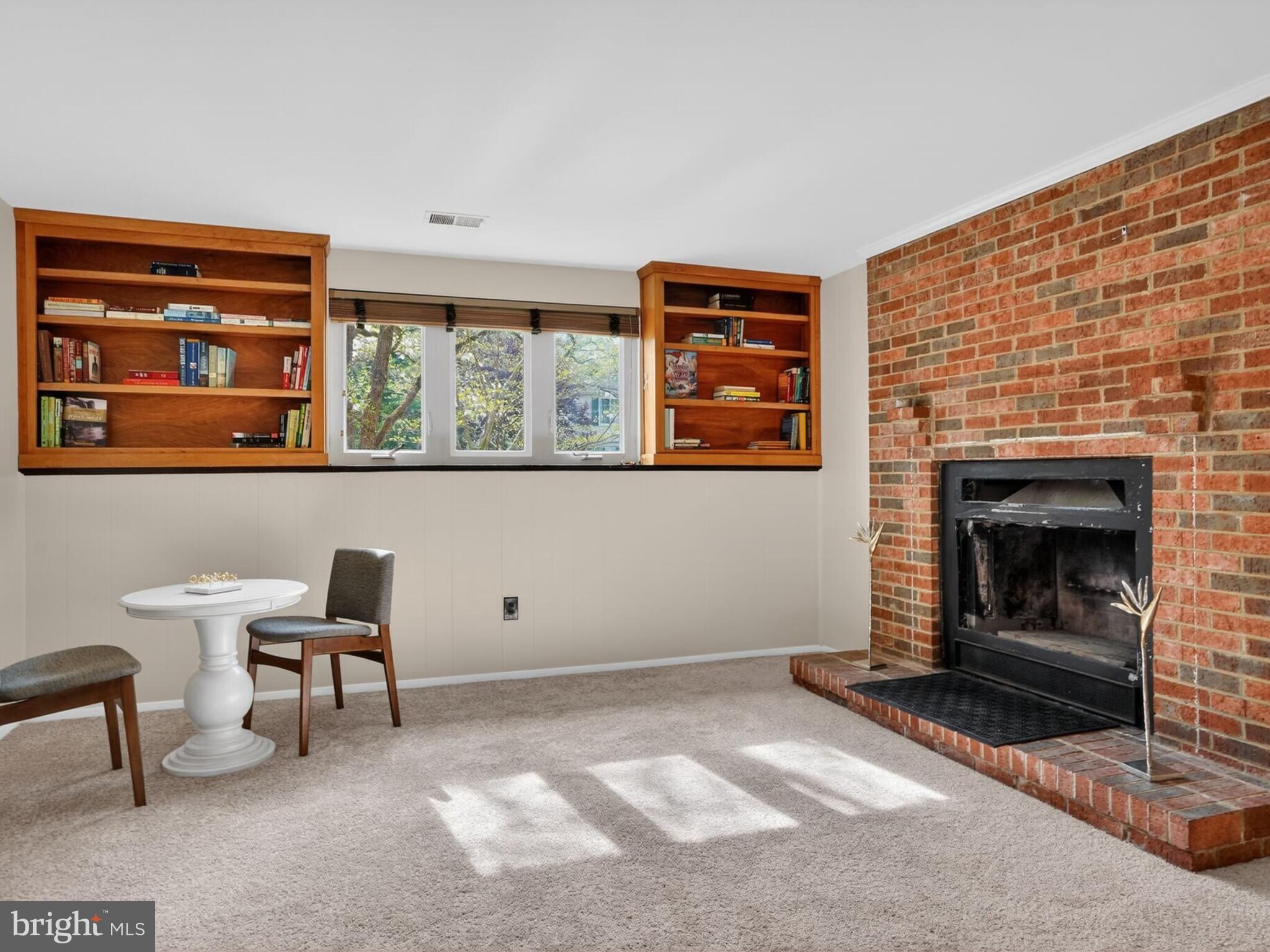 BURKE CENTRE - Residential