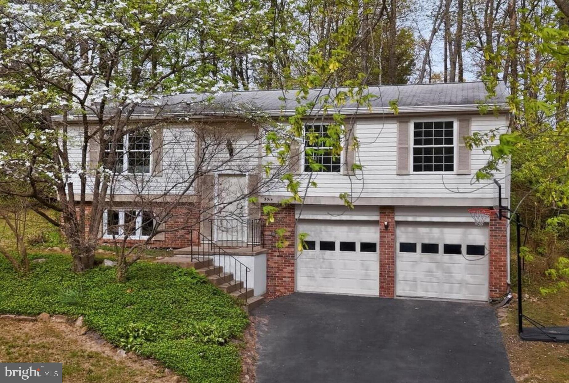 BURKE CENTRE - Residential