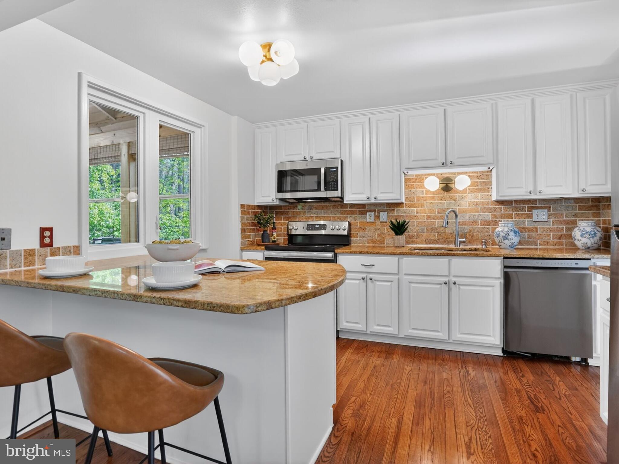 BURKE CENTRE - Residential