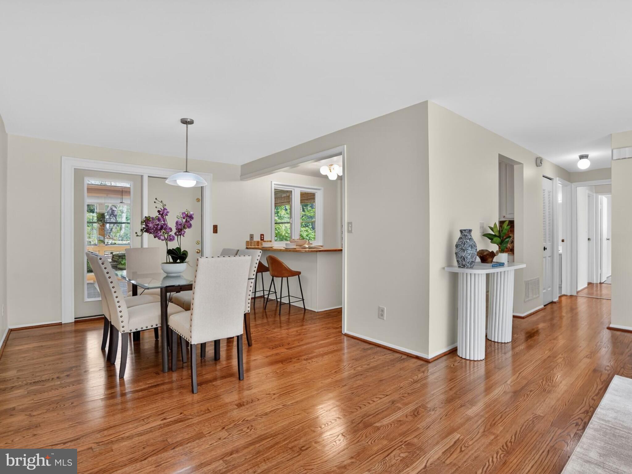 BURKE CENTRE - Residential