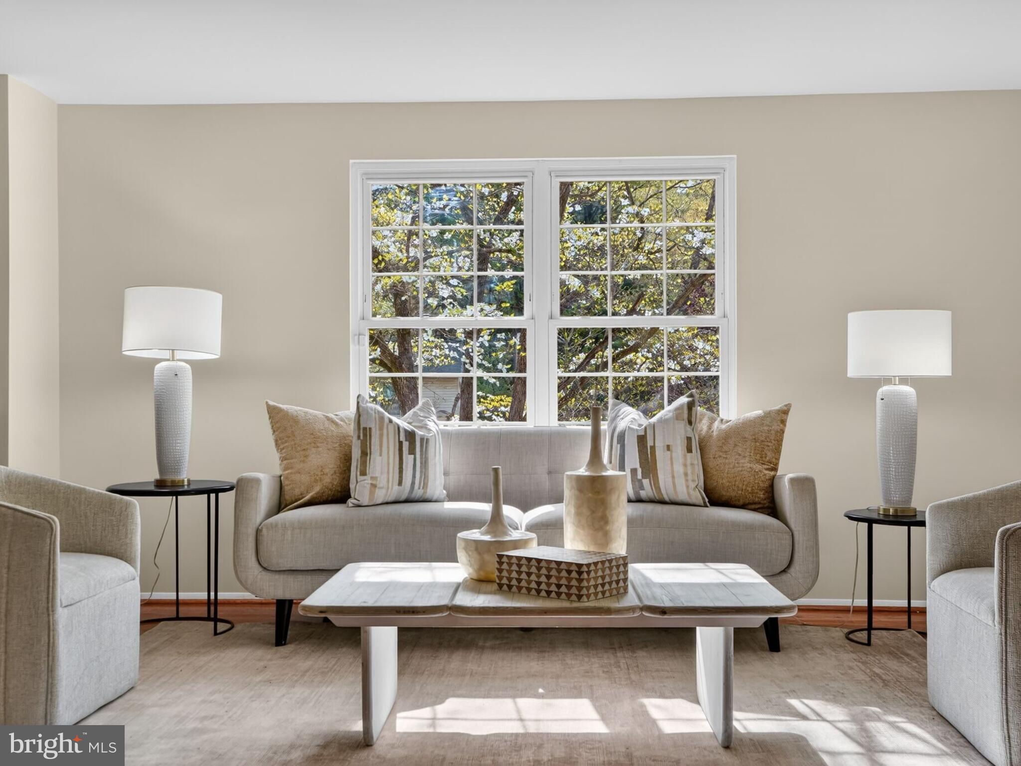 BURKE CENTRE - Residential