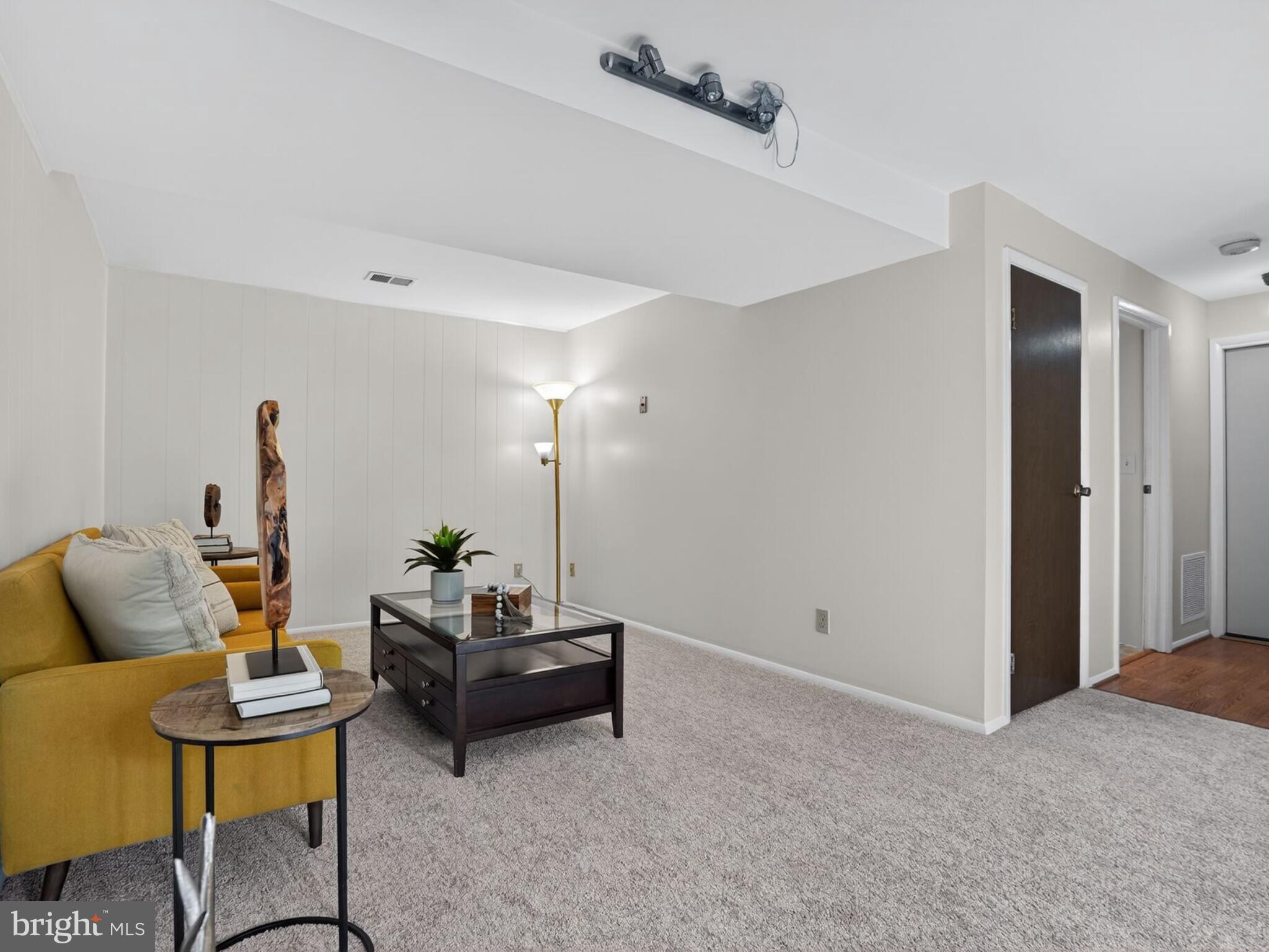 BURKE CENTRE - Residential