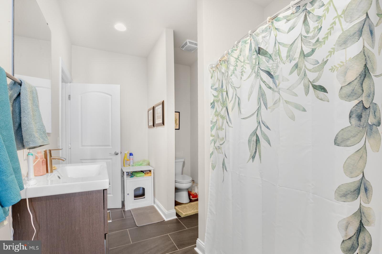 FISHTOWN - Residential Lease