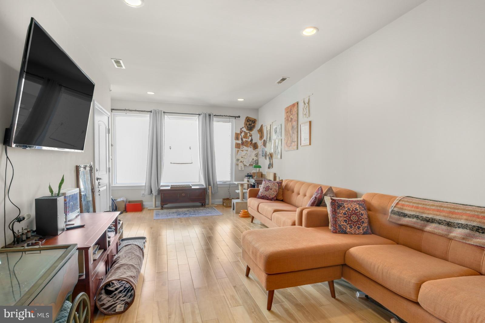 Available Early July:
Welcome to 2426 Frankford Ave #3! This is a gorgeous 1 bedroom, 1 bathroom 3rd Floor apartment featuring hardwood floors, recessed lighting, central a/c, and contemporary design and finishes throughout. The building welcomes you with a cheerful, modern façade offering vibrant pops of color. The sun-soaked living room boasts an oversized window and an open floor plan for a dynamic space. Your kitchen offers minimalistic white shaker cabinets, white subway tile backsplash, and sleek stainless steel appliances including a microwave, dishwasher, electric oven-stove, and a French door refrigerator with a water/ice dispenser. The bathroom is accessible from both the hallway and your bedroom for added privacy, and has a vanity and a bathtub-shower combo. Step into your enormous bedroom with a large window and great space for a king sized bed. This incredible space won't last long - call today!
Lease Terms:
Generally, 1st month, 12th month, and 1 month security deposit due at, or prior to, lease signing. Other terms may be required by Landlord. $55 application fee per applicant. Pets are conditional on owner's approval and may require an additional fee, if accepted. (Generally, $500/dog and $250/cat). Tenants responsible for: electricity, cable/internet, and a $35/month flat water fee. Landlord Requirements: Applicants to make 3x the monthly rent in verifiable net income, credit history to be considered (i.e. no active collections), no evictions within the past 4 years, and must have a verifiable rental history with on-time rental payments. Exceptions to this criteria may exist under the law and will be considered.