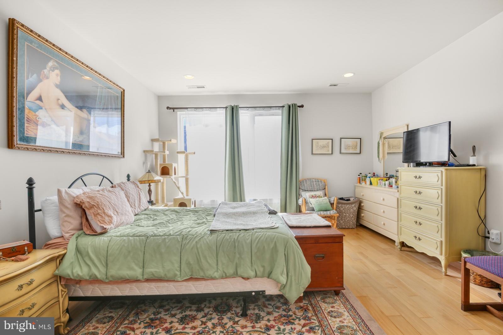 FISHTOWN - Residential Lease