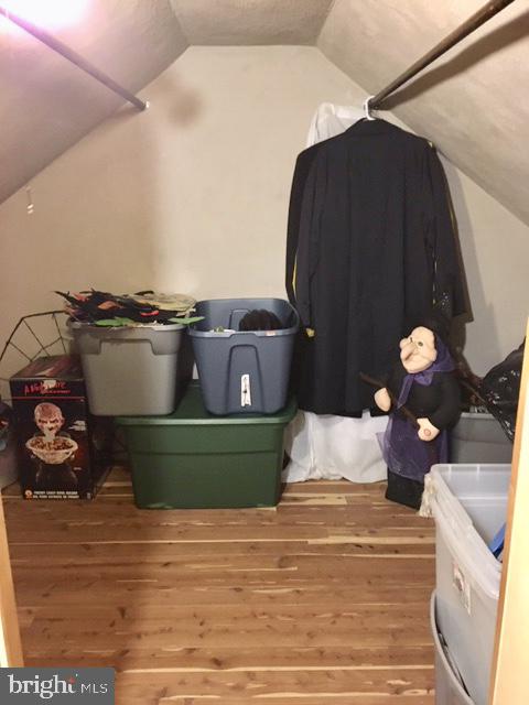 SOMERTON - Residential