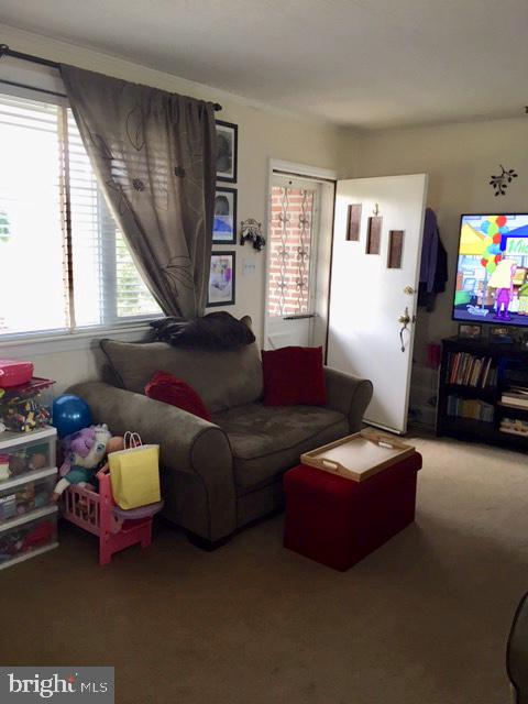 SOMERTON - Residential