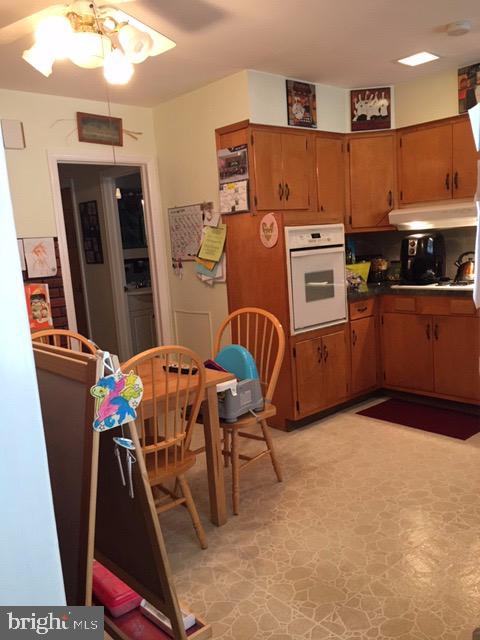 SOMERTON - Residential