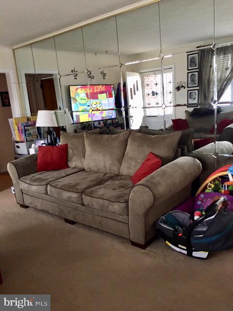 SOMERTON - Residential