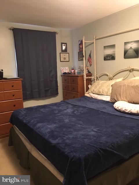 SOMERTON - Residential